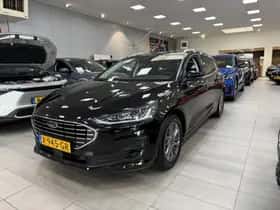 Ford Focus (2023) thumbnail 2