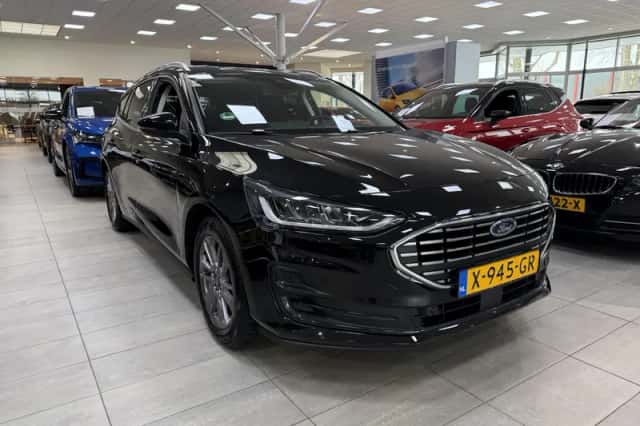 Ford Focus (2023) thumbnail 7