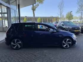 Volkswagen Golf (2018) thumbnail 6