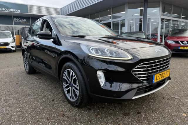 Ford Kuga (2021) thumbnail 5