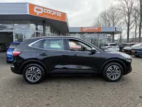 Ford Kuga (2021) thumbnail 6