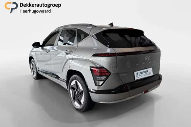 Hyundai Kona (2025) thumbnail 3