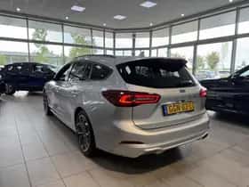 Ford Focus (2024) thumbnail 3