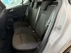 Ford Focus (2024) thumbnail 9