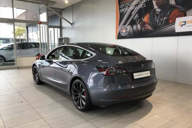 Tesla Model 3 (2019) thumbnail 6