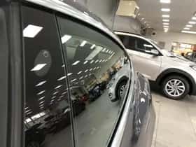 Tesla Model 3 (2019) thumbnail 9