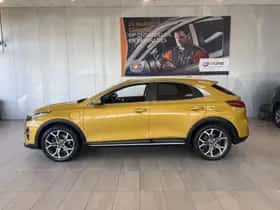 Kia XCeed (2020) thumbnail 3