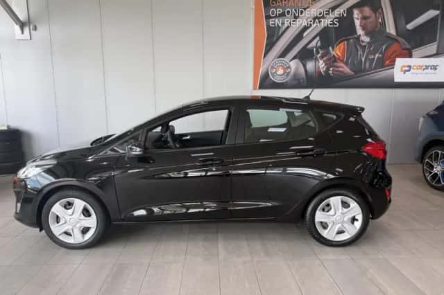 Ford Fiesta (2018) thumbnail 3