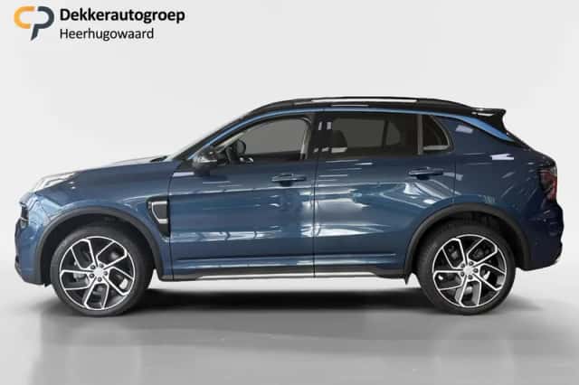Lynk & Co 01 (2023) thumbnail 2