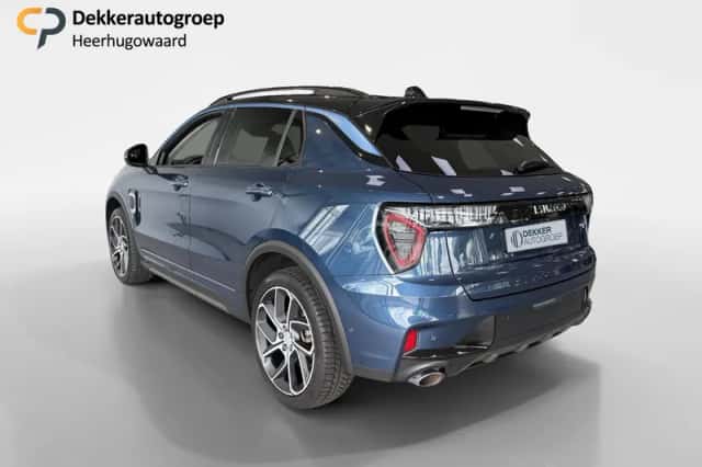 Lynk & Co 01 (2023) thumbnail 3