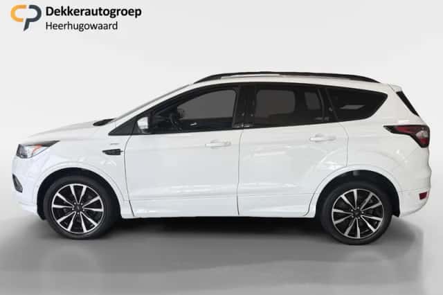 Ford Kuga (2017) thumbnail 2