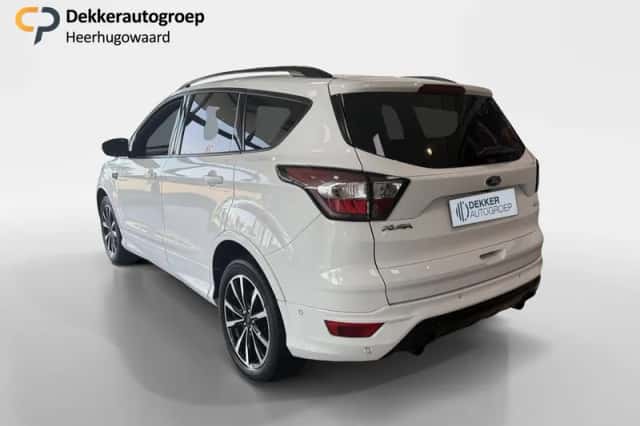 Ford Kuga (2017) thumbnail 3