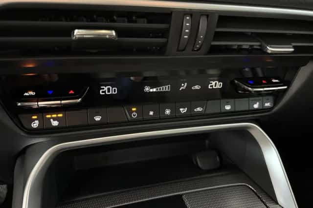 Mazda CX-60 (2023) thumbnail 4