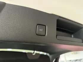Ford Kuga (2025) thumbnail 11