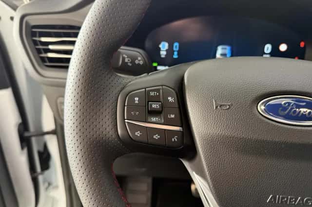 Ford Kuga (2025) thumbnail 14