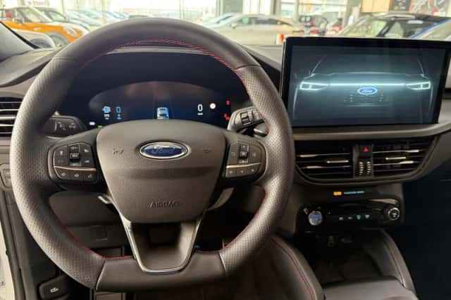 Ford Kuga (2025) thumbnail 15