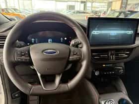 Ford Kuga (2025) thumbnail 15