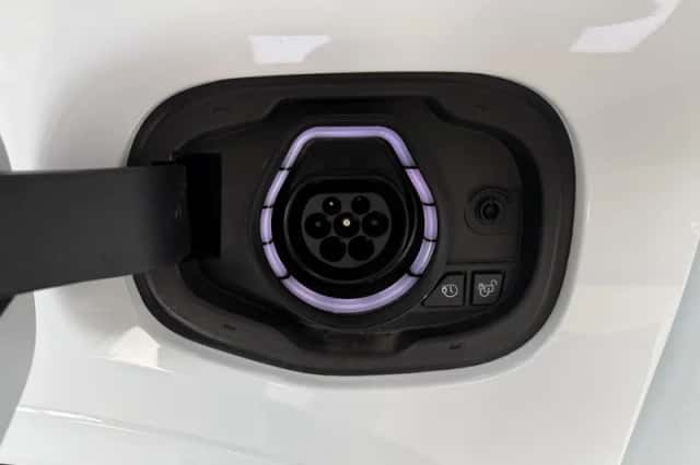 Ford Kuga (2025) thumbnail 16