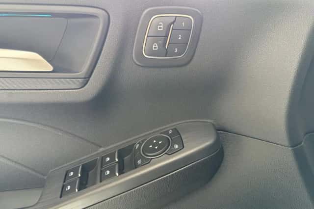 Ford Kuga (2025) thumbnail 20