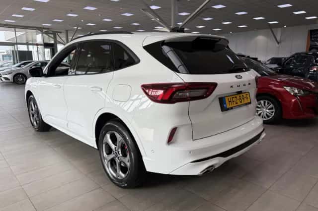 Ford Kuga (2025) thumbnail 6