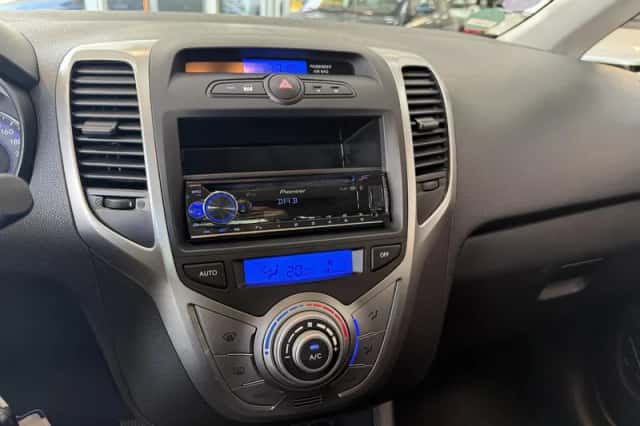 Hyundai ix20 (2012) thumbnail 17