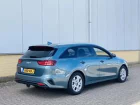 Kia Ceed Sportswagon (2023) thumbnail 5