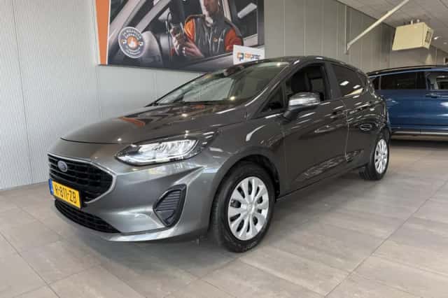 Ford Fiesta (2022) thumbnail 2