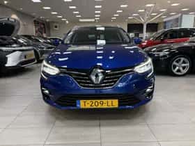 Renault Mégane (2023) thumbnail 4