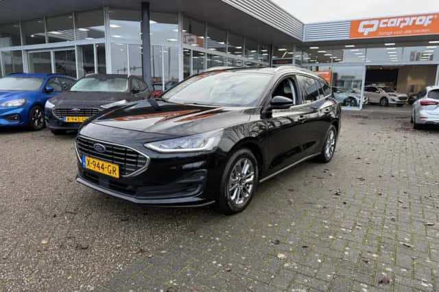 Ford Focus (2023) thumbnail 2