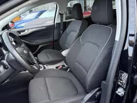 Ford Focus (2023) thumbnail 13