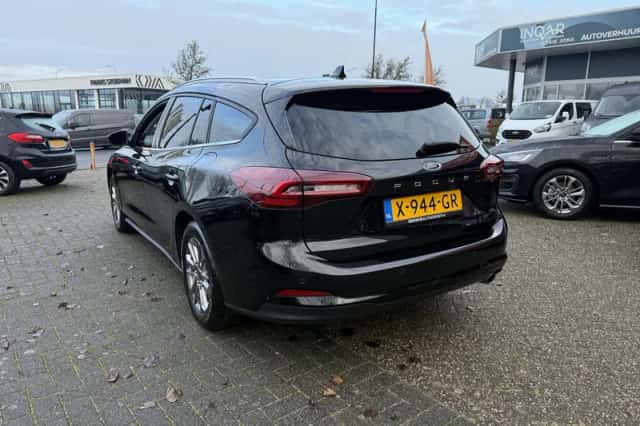 Ford Focus (2023) thumbnail 6