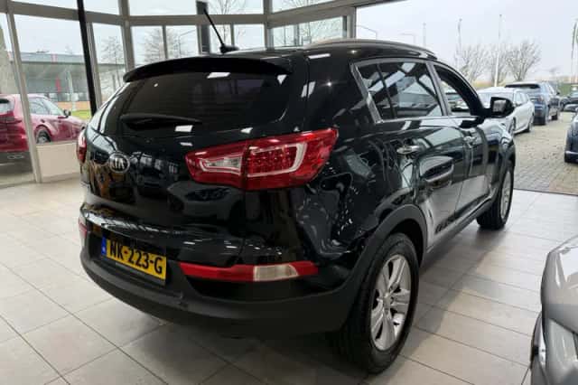 Kia Sportage (2012) thumbnail 4