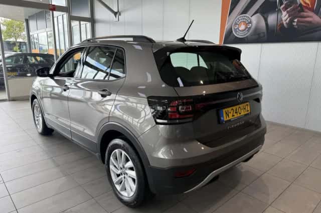 Volkswagen T-Cross (2021) thumbnail 4