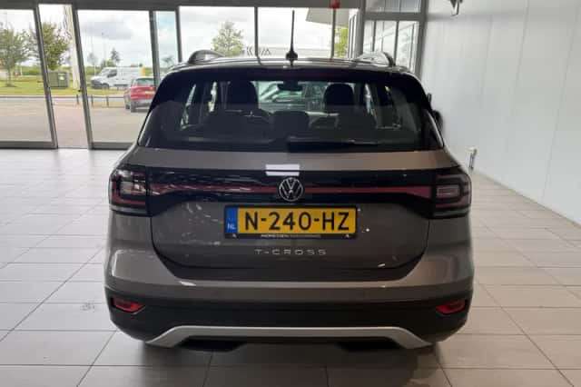 Volkswagen T-Cross (2021) thumbnail 5