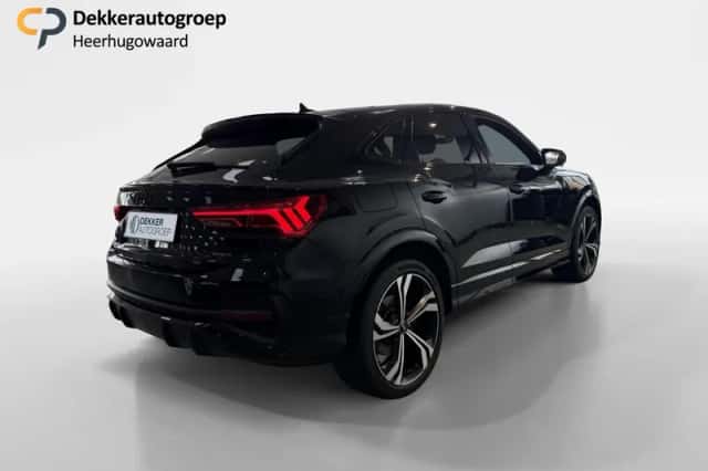 Audi Q3 (2019) thumbnail 6