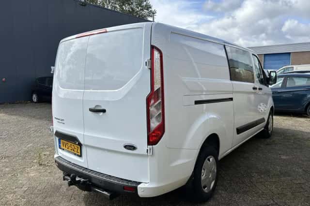 Ford Transit Custom (2023) thumbnail 3