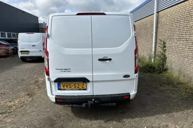 Ford Transit Custom (2023) thumbnail 4