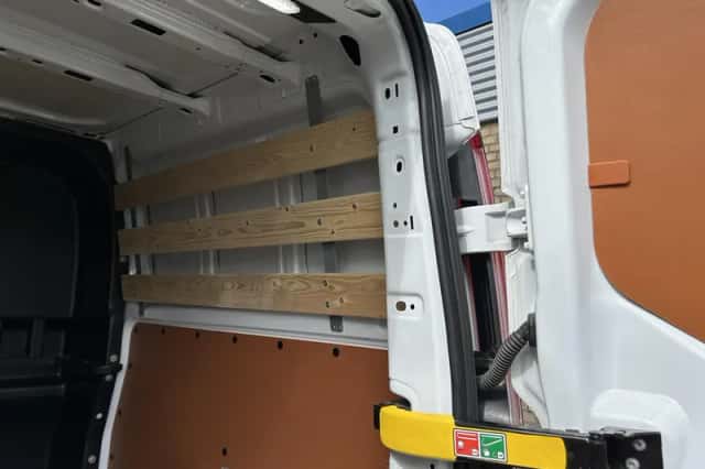 Ford Transit Custom (2023) thumbnail 7