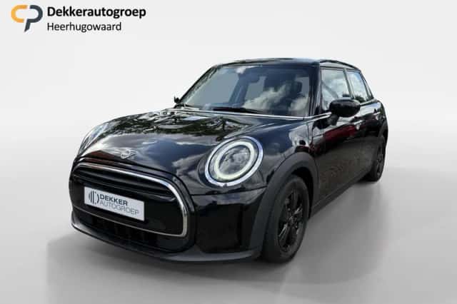 MINI One (2021)