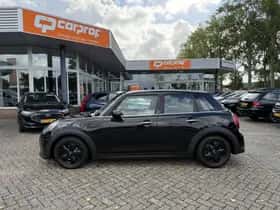 MINI One (2021) thumbnail 2