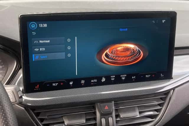 Ford Focus (2023) thumbnail 13