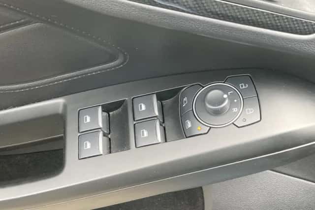 Ford Focus (2023) thumbnail 16