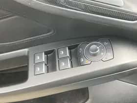 Ford Focus (2023) thumbnail 16