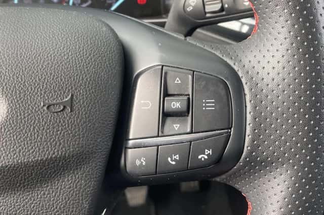 Ford Focus (2023) thumbnail 20
