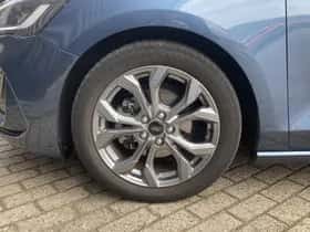 Ford Focus (2023) thumbnail 23