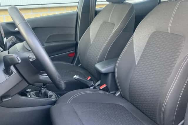 Ford Fiesta (2024) thumbnail 6