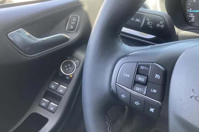 Ford Fiesta (2020) thumbnail 20
