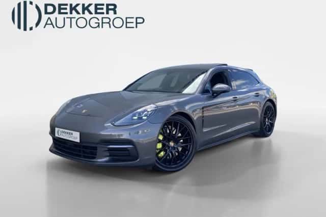 Porsche Panamera (2018) thumbnail 1