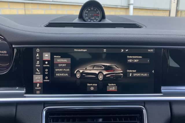 Porsche Panamera (2018) thumbnail 21