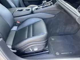 Porsche Panamera (2018) thumbnail 29